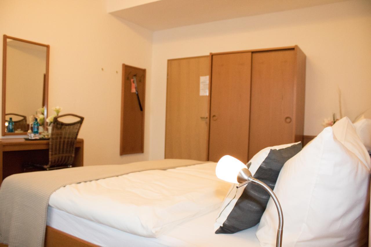 Stadthotel Russelsheim Eksteriør billede
